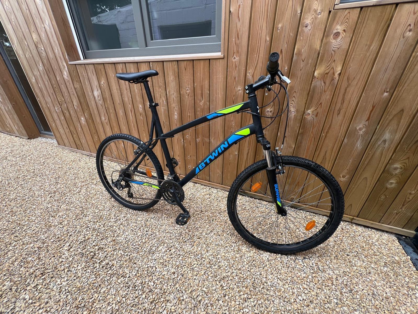 Mtb btwin maat xl ( 26” ), Ophalen, 24 inch of meer, Gebruikt, Velgrem