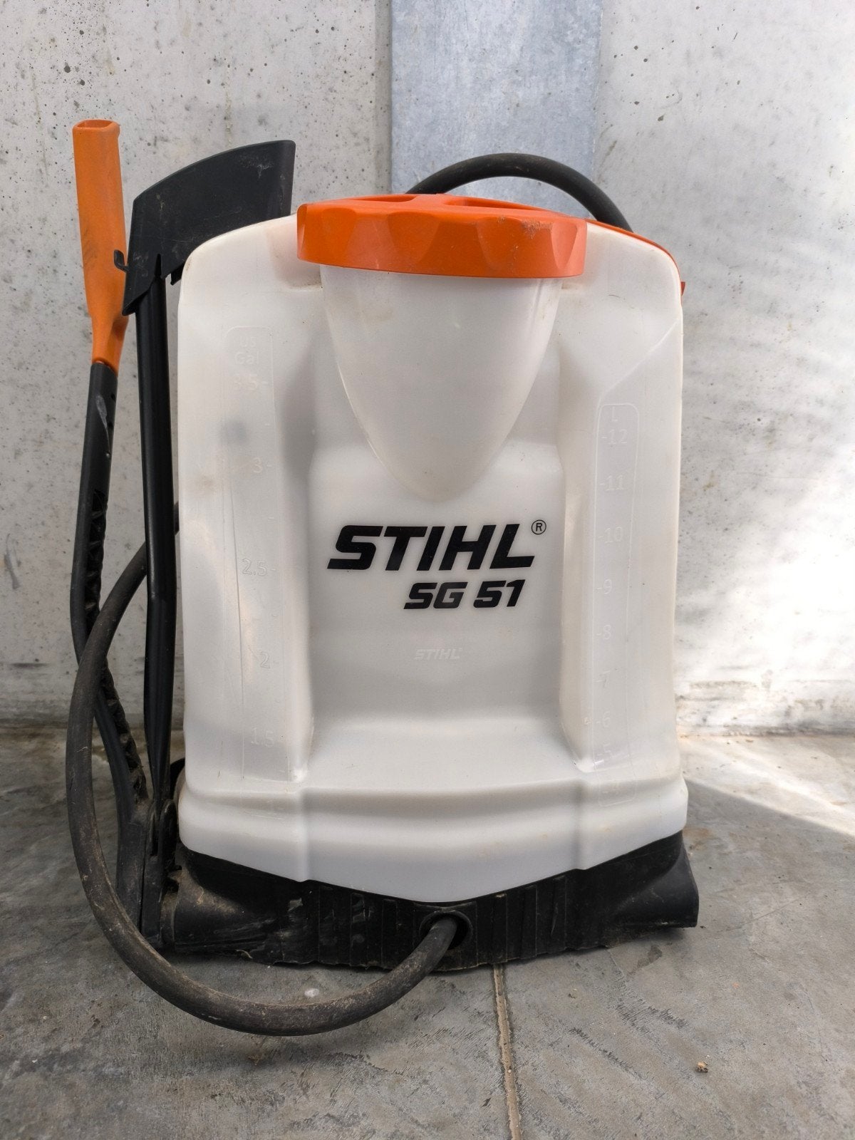 rugsproeier stihl, Enlèvement