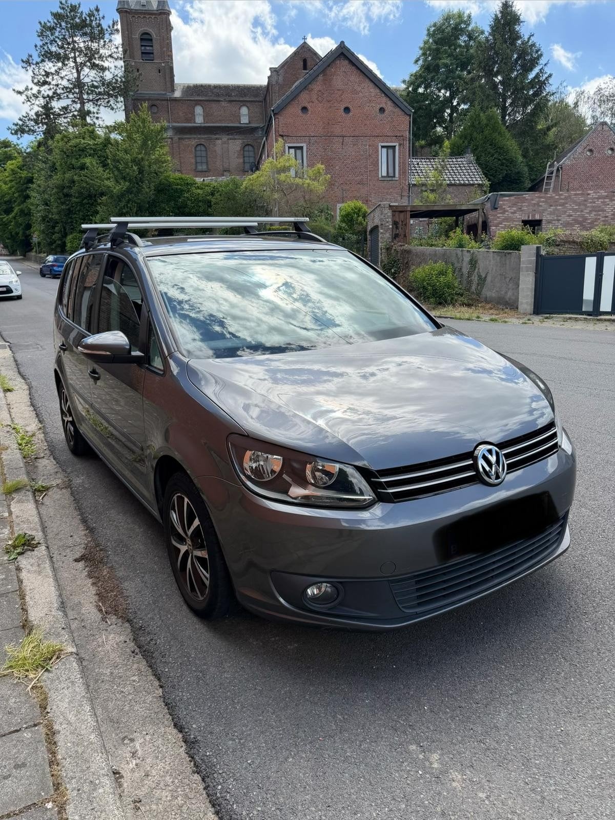 Volkswagen Touran 2014 – 7 places – Distribution Faite, Autos, Ordinateur de bord, Achat, Particulier, Touran