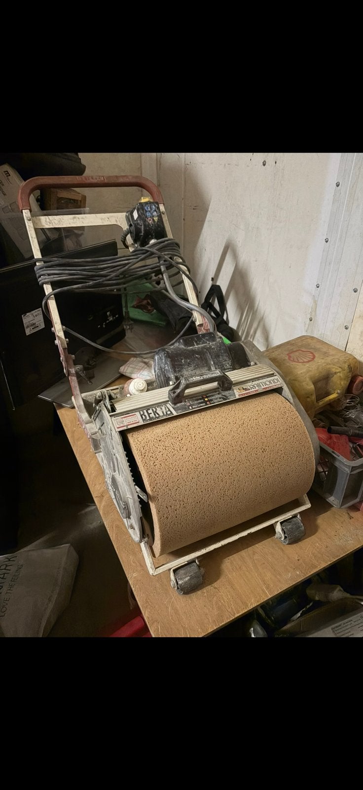 Berta sponsmachine, Enlèvement