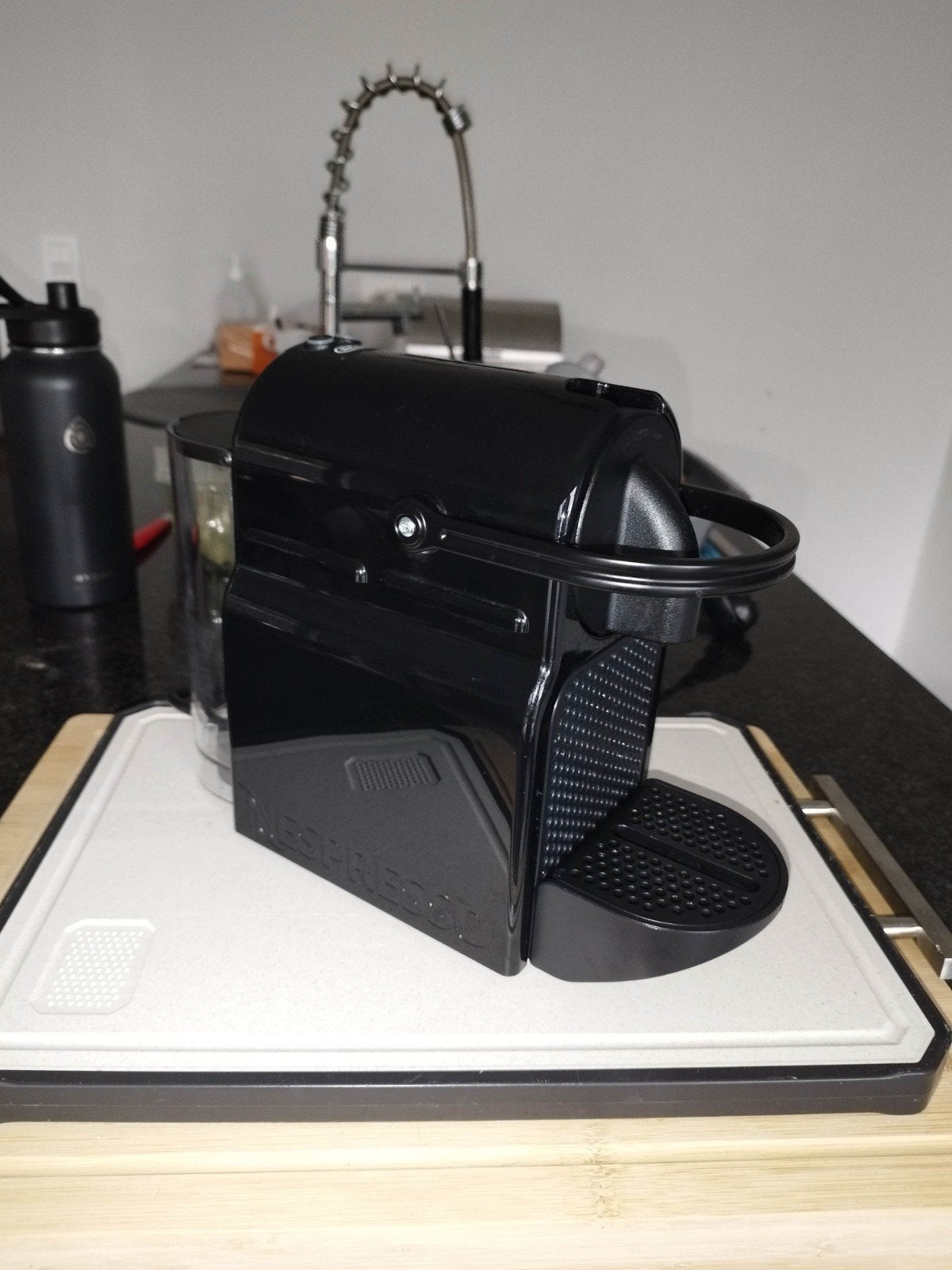 Delonghi Nespresso apparaat, Elektronische apparatuur, Ophalen, Gebruikt, Espresso apparaat, Koffiepads en cups