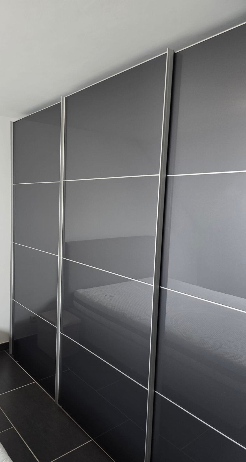 Ruime glazen kleerkast, Huis en Inrichting, Ophalen, 200 cm of meer, 50 tot 100 cm, Zo goed als nieuw