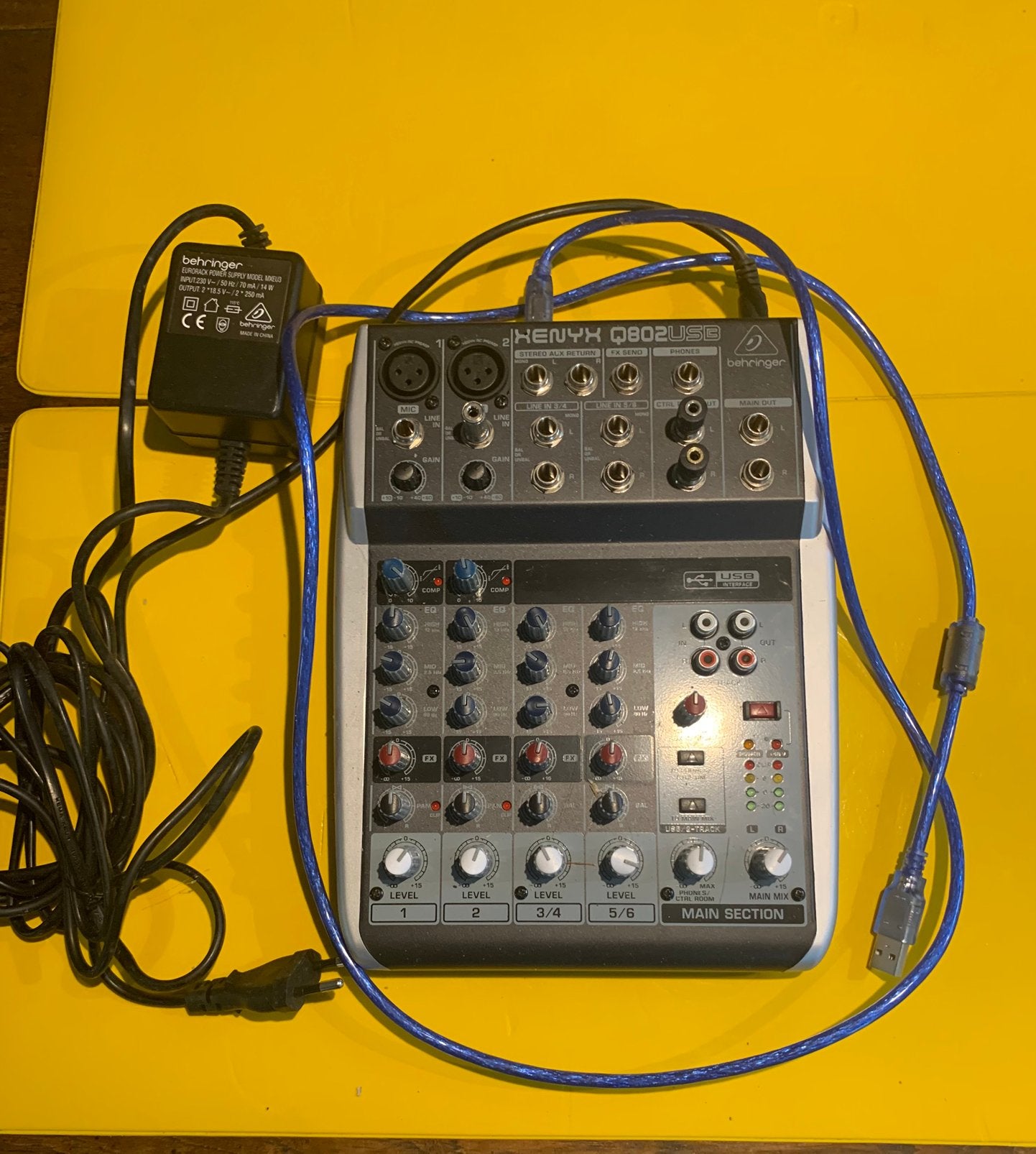 Mixer ( geluid ), Enlèvement ou Envoi, Utilisé, 5 à 10 canaux, Entrée micro