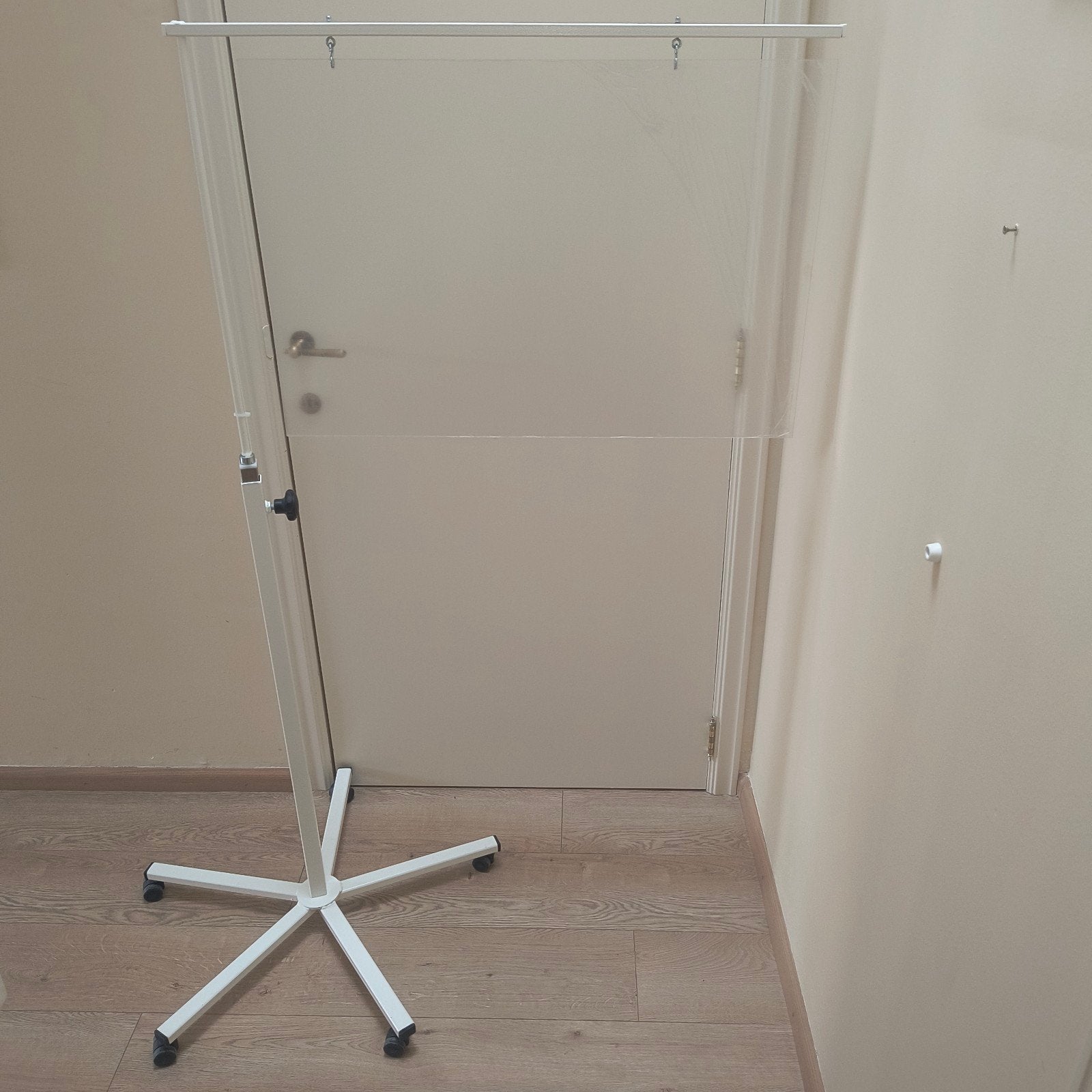 standaard met spatscherm, Diversen, Verpleegmiddelen, Ophalen