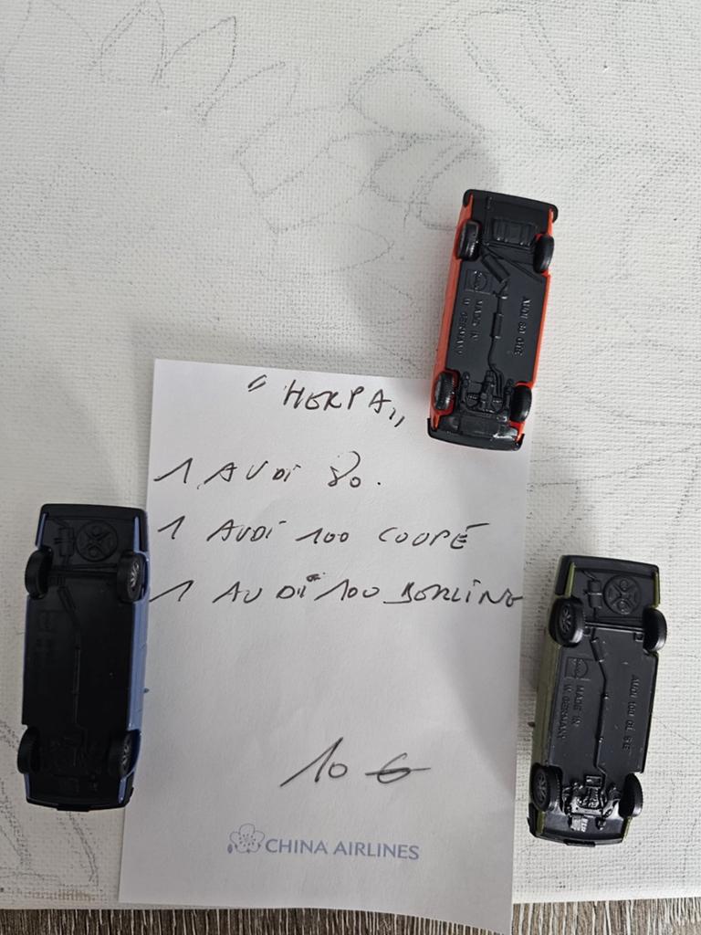 Lot de 3 audi miniatures HO vintage 
10 euros, Audi