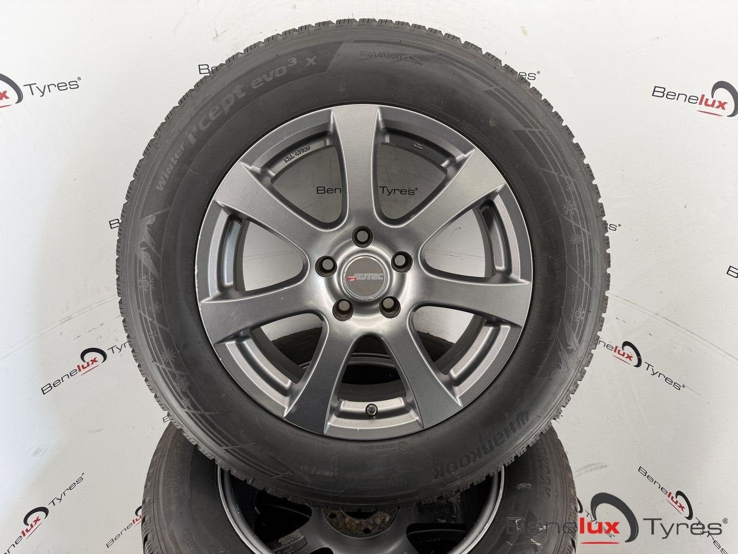 Suzuki Swift Sport Vitara Subaru Solterra Toyota Altezza CHR, Autos : Pièces & Accessoires, Pneus et Jantes, Pneus hiver, Véhicule de tourisme