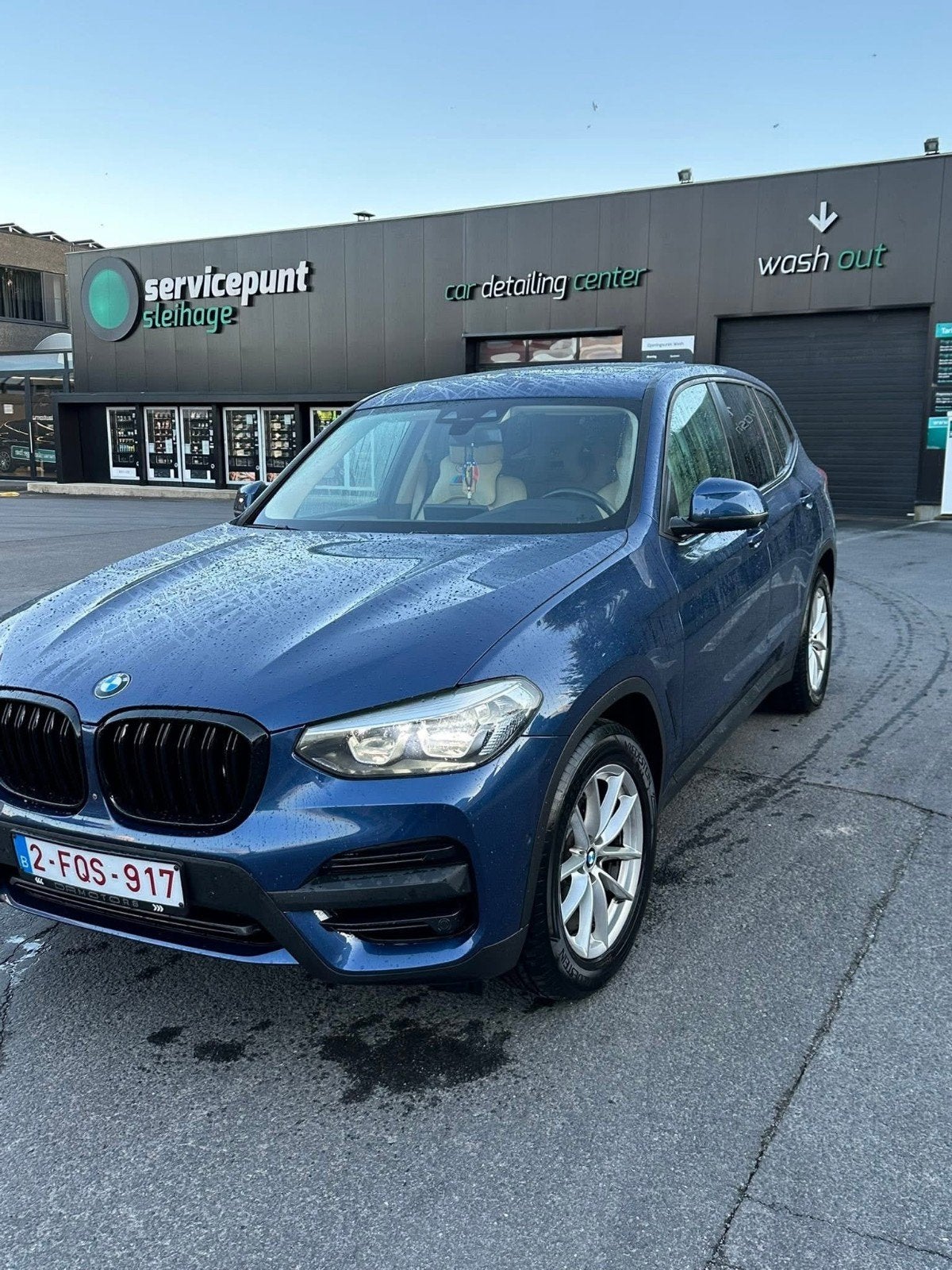 It is being sold in good condition, everything has been chan, Auto's, BMW, Te koop