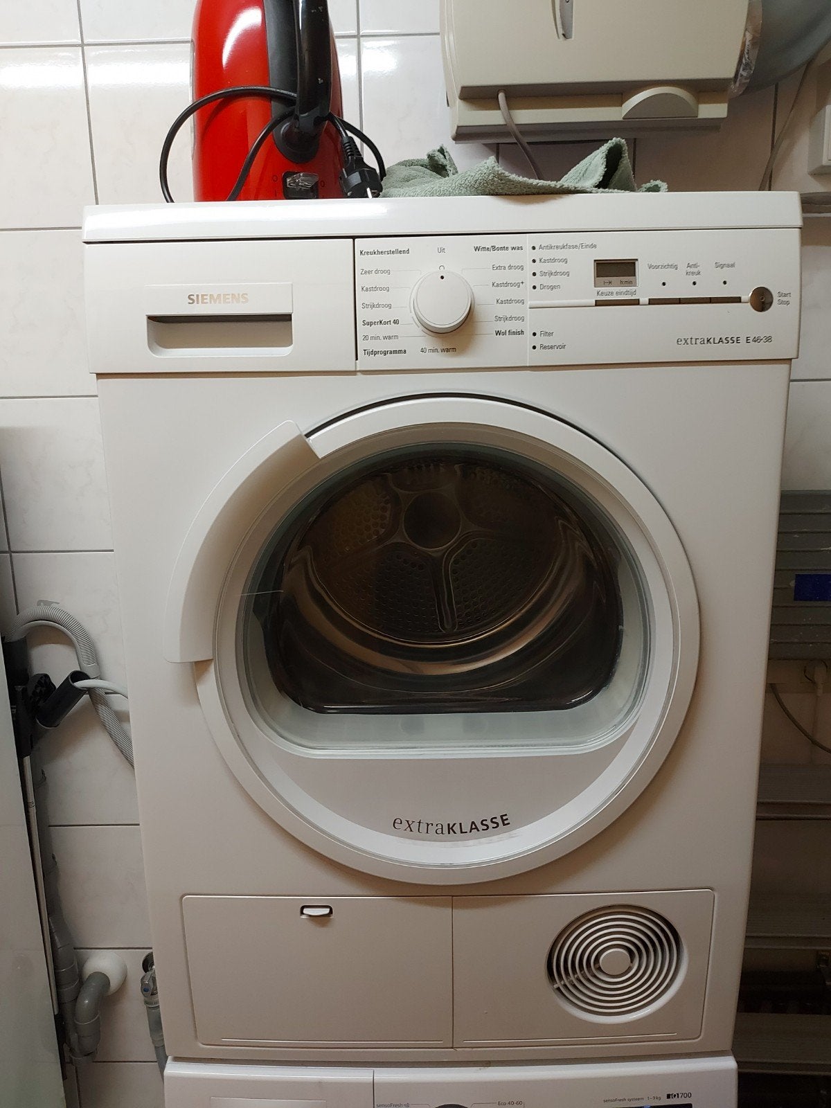 Droogkast Siemens  WT46E382NL/13, Elektronische apparatuur, 6 tot 8 kg, Ophalen, Condens