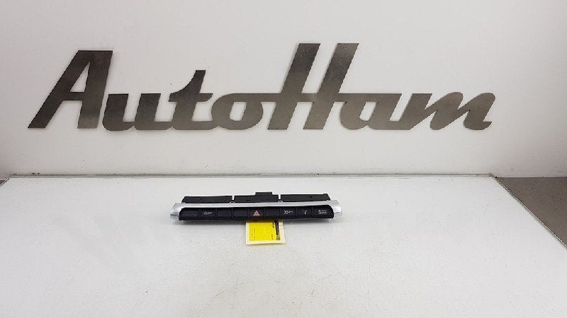 ALARMLICHTEN SCHAKELAAR Audi A3 Limousine (8VS / 8VM), Dhr. J. Ham, Gebruikt, Administratie@autoham.nl, Audi