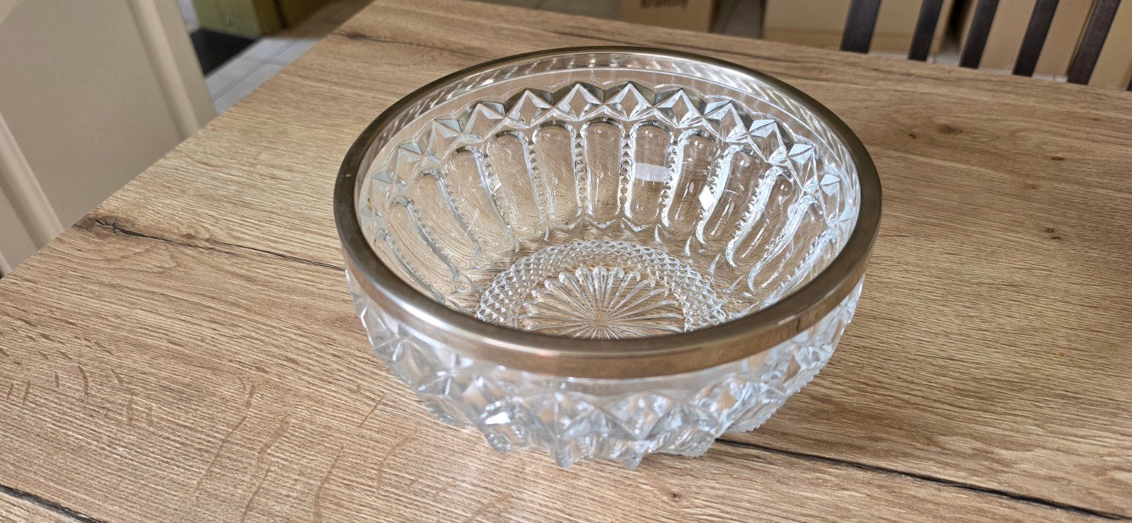 Vintage geslepen glazen schaal 22 cm, Ophalen