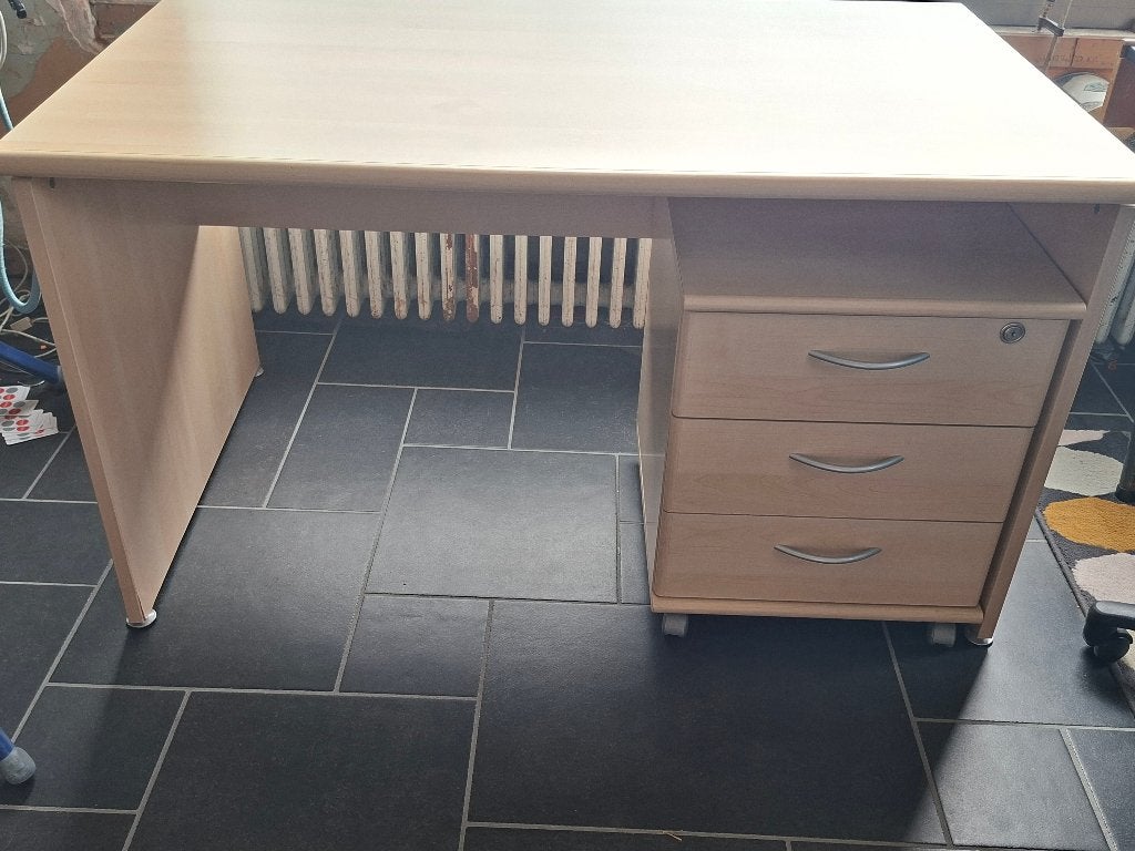 Gratis bureau met ladekast, Ophalen, Gebruikt, Hout