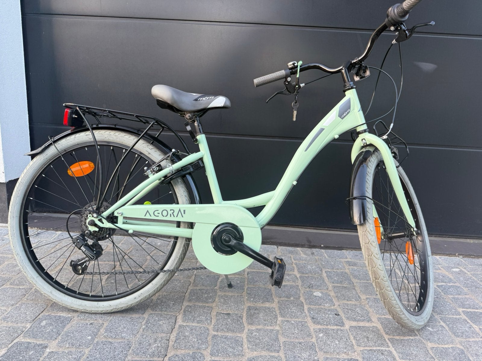 Mbm Agora 24” meisjesfiets, Fietsen en Brommers, Ophalen, Zo goed als nieuw