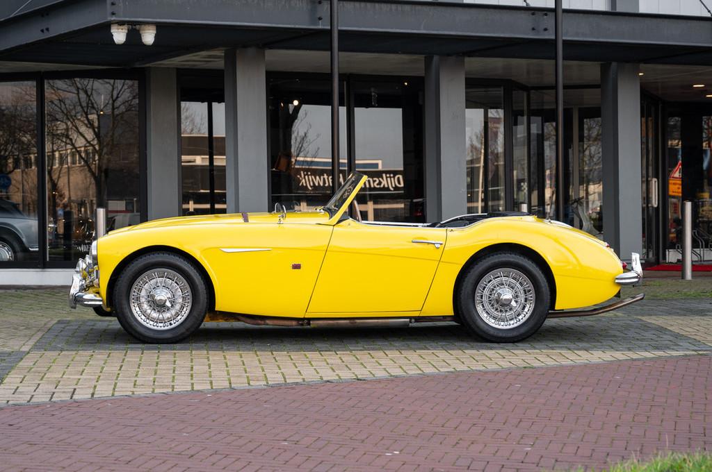 Austin Healey 100 6 (bj 1957), Auto's, Oldtimers, Austin, Zwart, Cabriolet, 120 pk