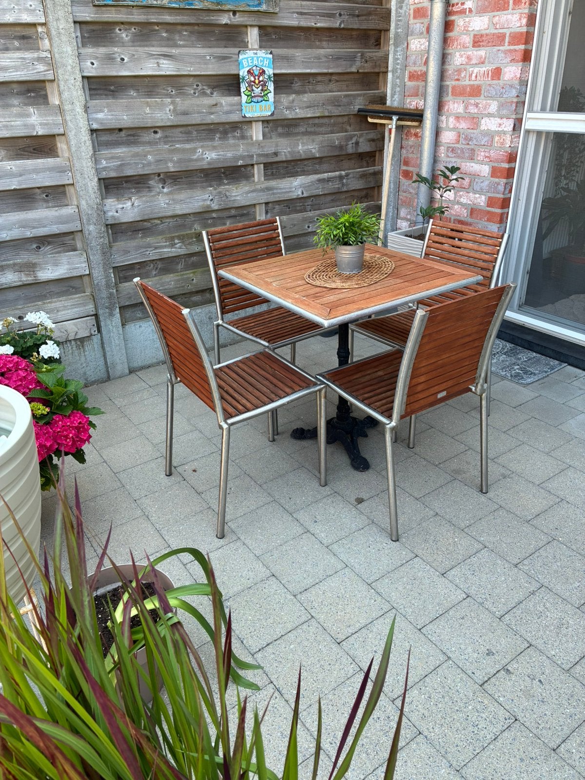 Kleine tafel +4 stoelen in perfecte staat, Tuin en Terras, Ophalen of Verzenden, Zo goed als nieuw