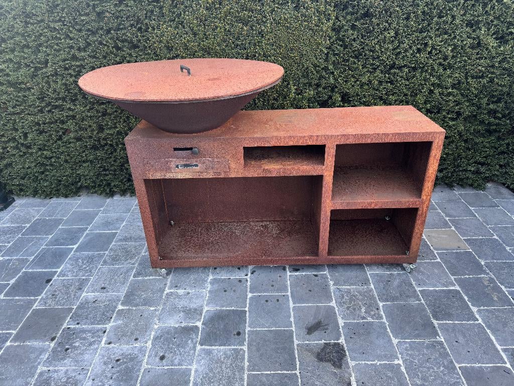 Plancaha BBQ Cortenstaal, Ophalen, Gebruikt, T&T Design, Met accessoires