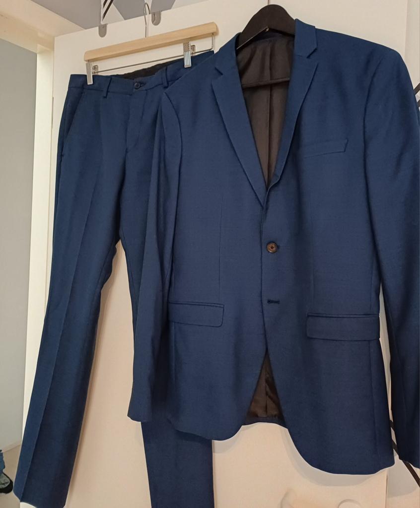 Kostuum maat 48, Kleding | Heren, Kostuums en vesten, Ophalen, Zo goed als nieuw, Maat 48/50 (M)