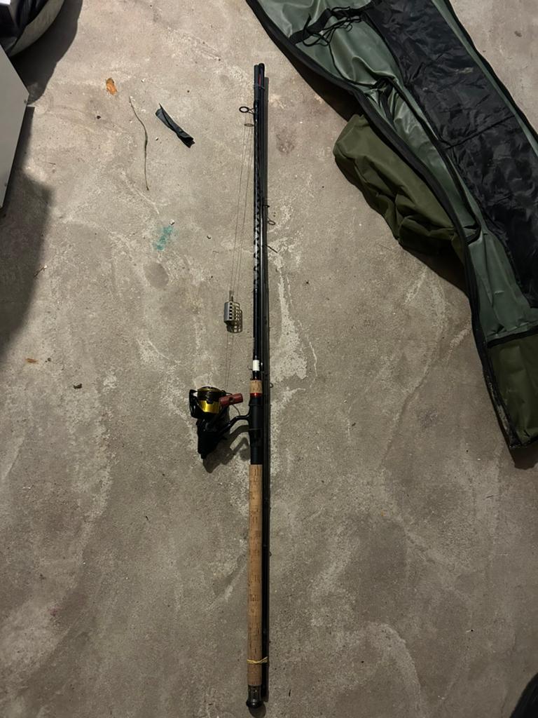 Feeder hengel daiwa, Ophalen, Zo goed als nieuw, Molen