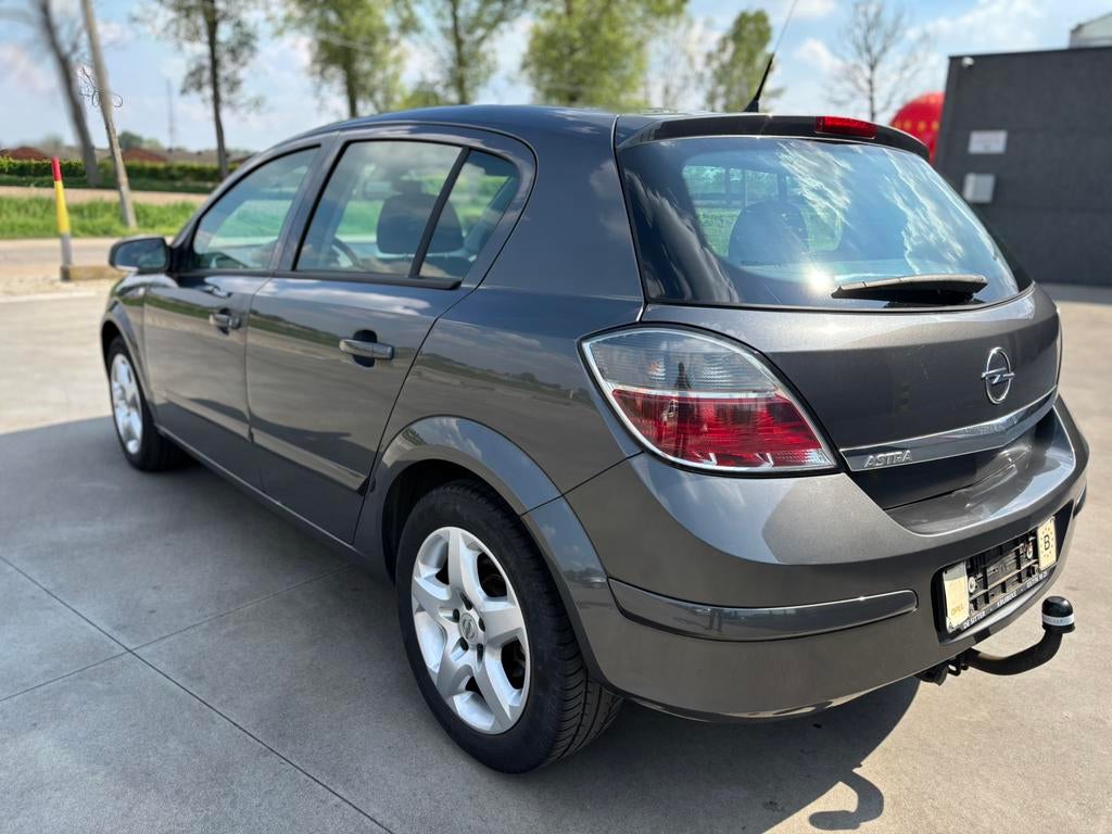 OPEL ASTRA ENJOY 1.4i  * 26.000KM *1ER PROPRIÉTAIRE 06/2008, Entreprise, Boîte manuelle, https://public.car-pass.be/vhr/16e1d3a4-52f5-4dce-ba6b-afacd4acc032