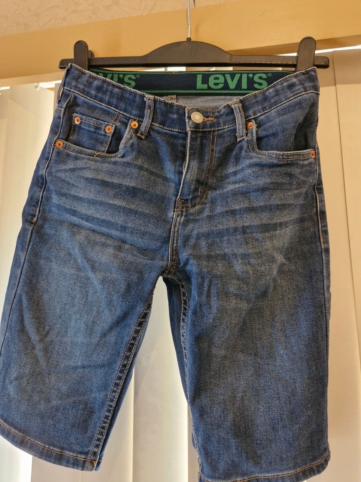 Bermuda jeans Levis, Enfants & Bébés, Enlèvement