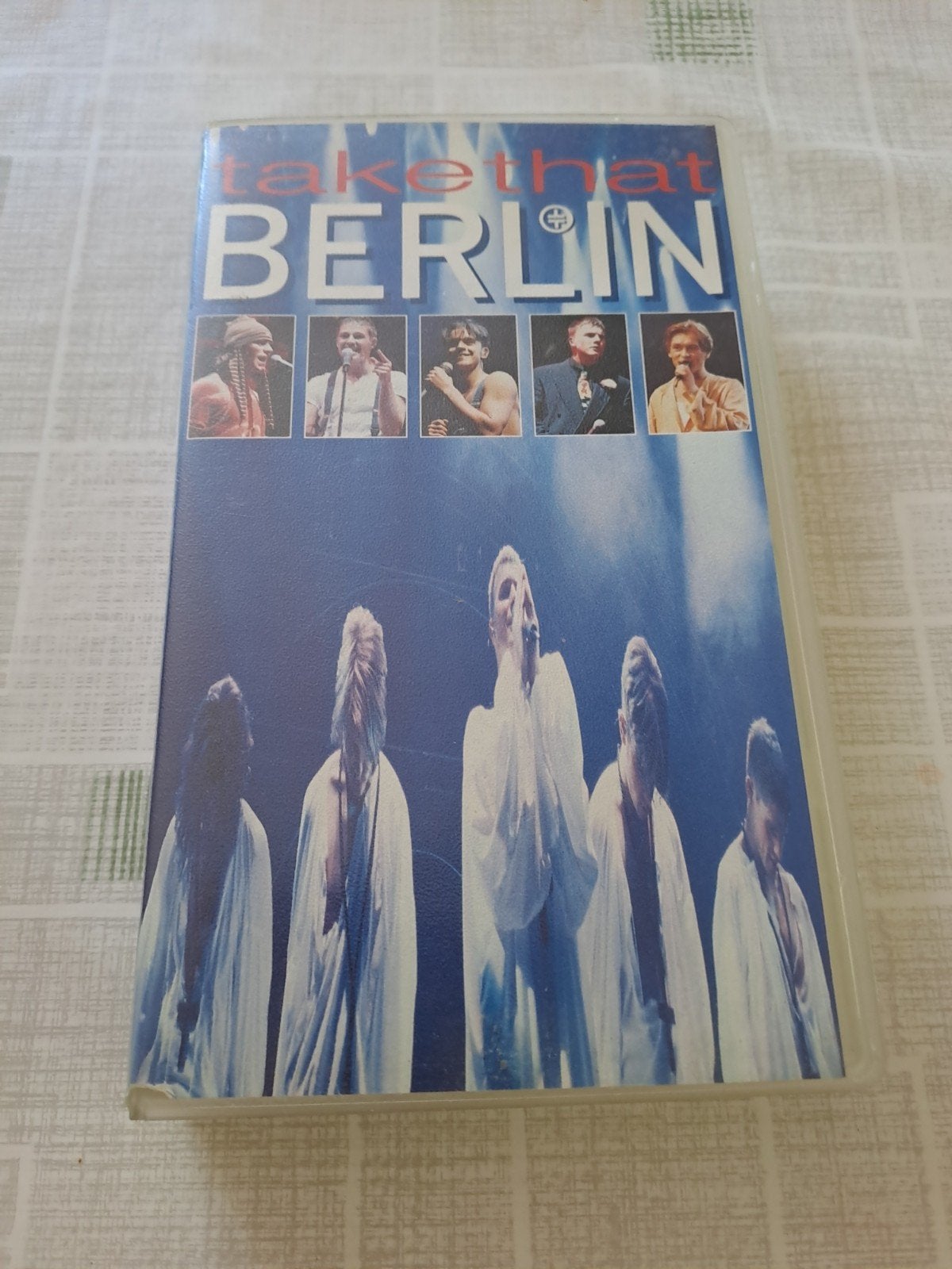 Take That live at Berlin.   VHS, Ophalen of Verzenden