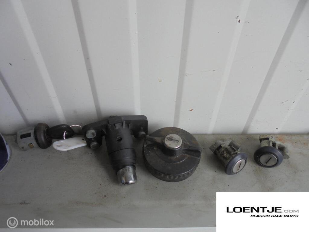 Slotenset BMW 3-serie E30 ('84-'92), Enlèvement ou Envoi, Utilisé, BMW, BMW