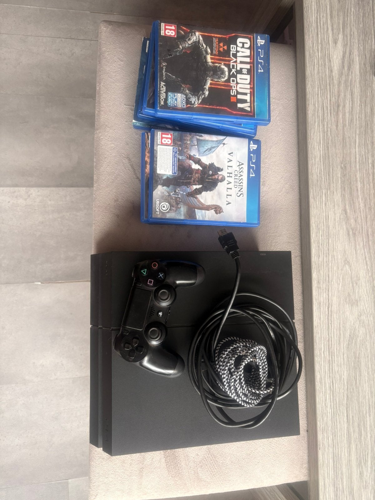 Ps4 + games, Games en Spelcomputers, Ophalen, Zo goed als nieuw