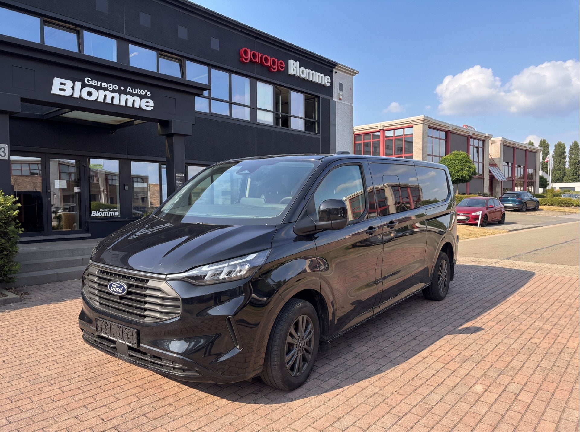 Ford Transit Custom 320 2.0 TDCI L2H1 Limited DC NIEUW ! 5-z, Achat, Entreprise, Alarme, Noir