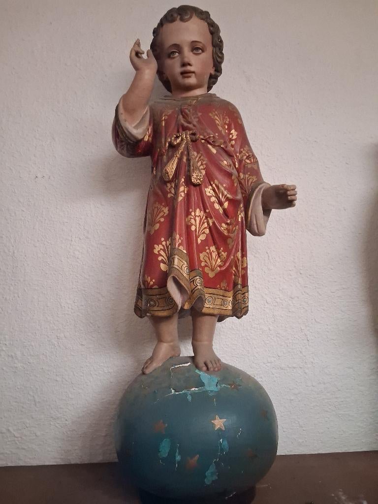 Houten neogotisch beeld. KIND JEZUS, Ophalen