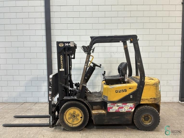 Daewoo D20-S2, Articles professionnels, Machines & Construction | Chariots élévateurs & Transport interne, 2000 à 3000 kg, Diesel