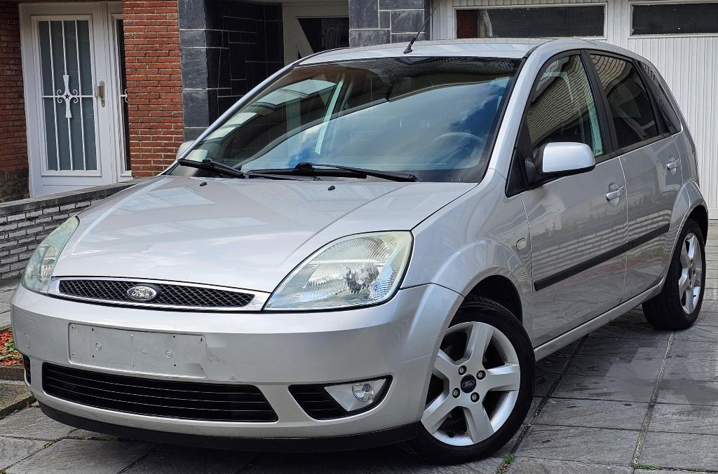 Ford Fiesta 1.3 essence ️ **Airco**LEZ 2030**Euro4**, Autos, Achat, Isofix, Boîte manuelle, Particulier