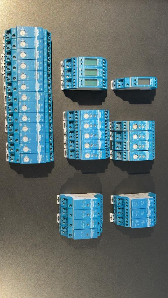 Eltako verschillende relei, Doe-het-zelf en Bouw, Elektriciteit en Kabels, Nieuw, Ophalen