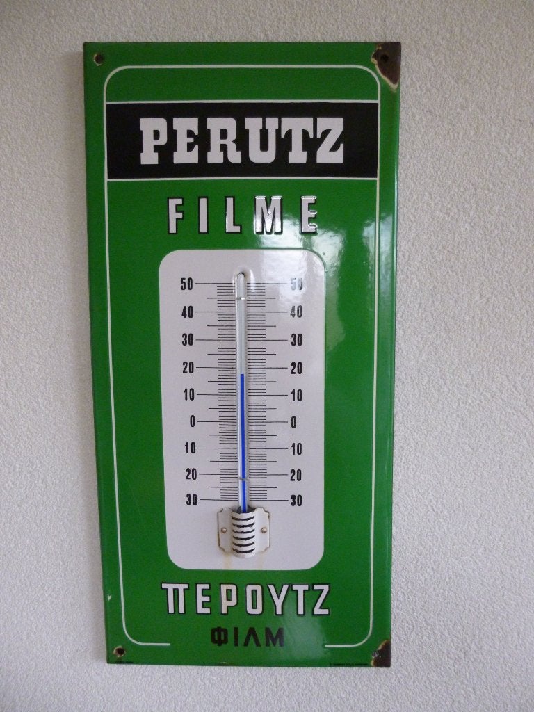 EMAILLE RECLAME THERMOMETER"PERUTZ FILME"UIT JAREN 50/60, Verzamelen, Ophalen of Verzenden, Gebruikt, Reclamebord