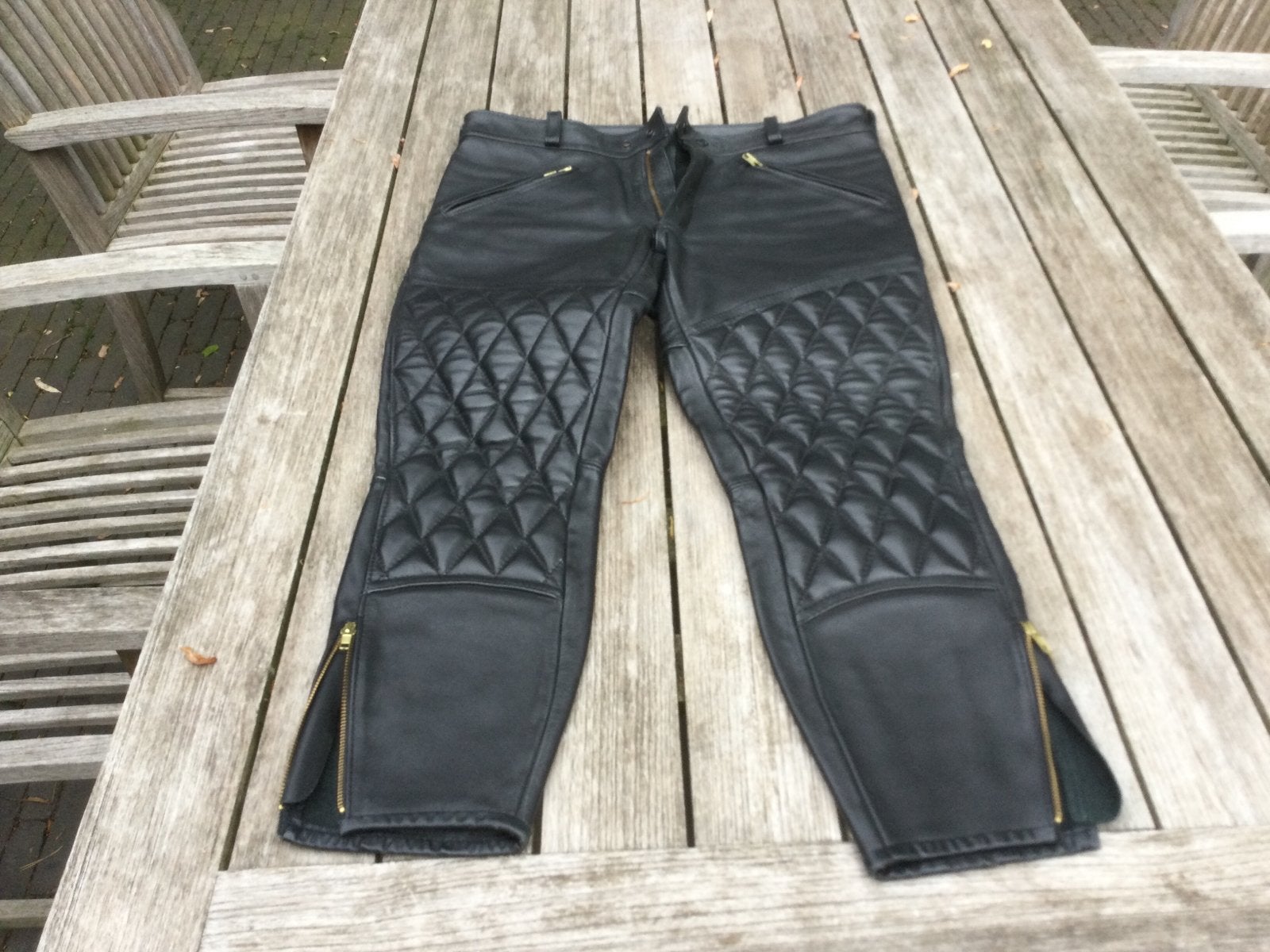 Leder broek zwart breedte 42cm lengte 95cm, Ophalen of Verzenden, Tweedehands, Heren, Broek | leer