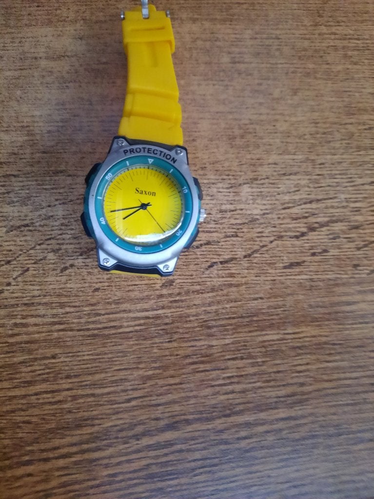 Montre saxonne « Protection » - Vintage, Autres marques, Enlèvement ou Envoi, Synthétique, Synthétique