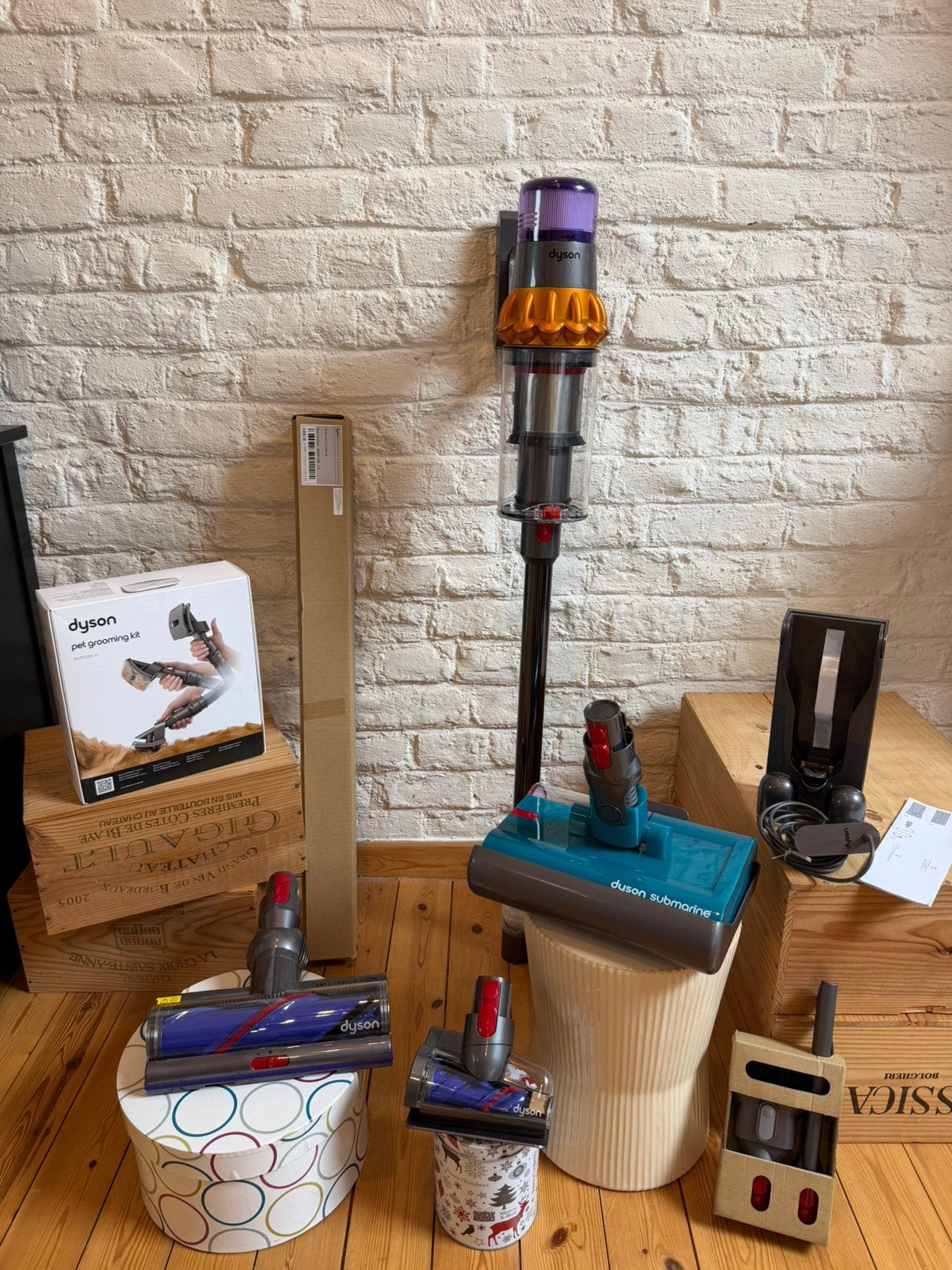 Dyson V15 Submarine celui qui aspire & lave comme neufs, Fonction serpillière, Enlèvement ou Envoi, Réservoir, Comme neuf