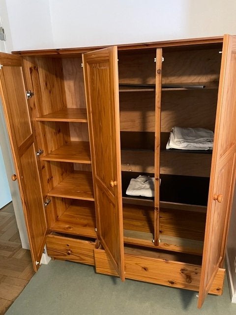kast slaapkamer, Huis en Inrichting, Kasten | Kleerkasten, Gebruikt, 100 tot 150 cm, Grenen kast, 50 tot 75 cm