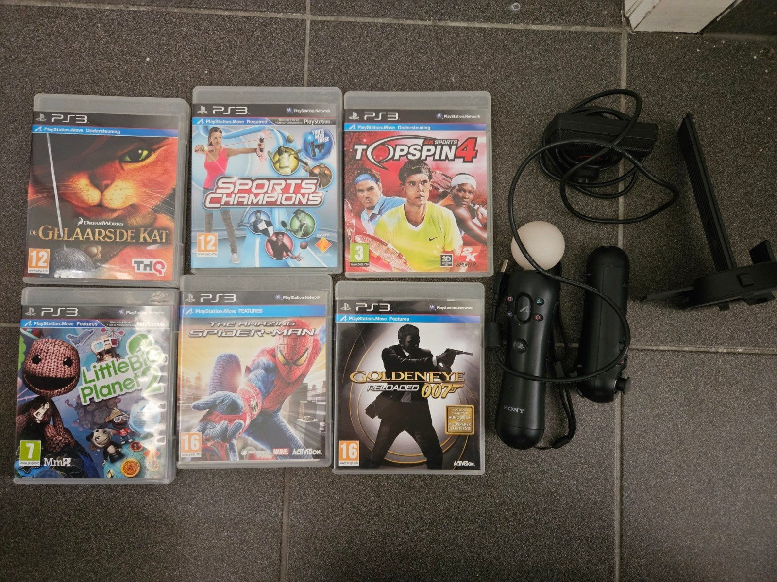 Ps move met camera + ps3 games, Games en Spelcomputers, Spelcomputers | Sony PlayStation 3, Ophalen