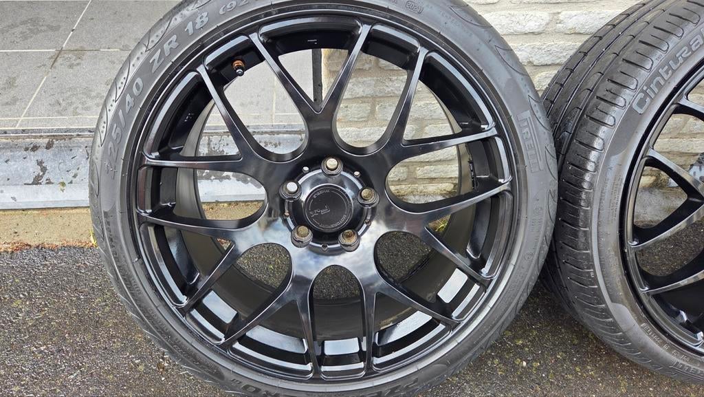 Fox 18" velgen met pirelli p zero banden, Auto-onderdelen, Banden en Velgen, Ophalen, Band(en)