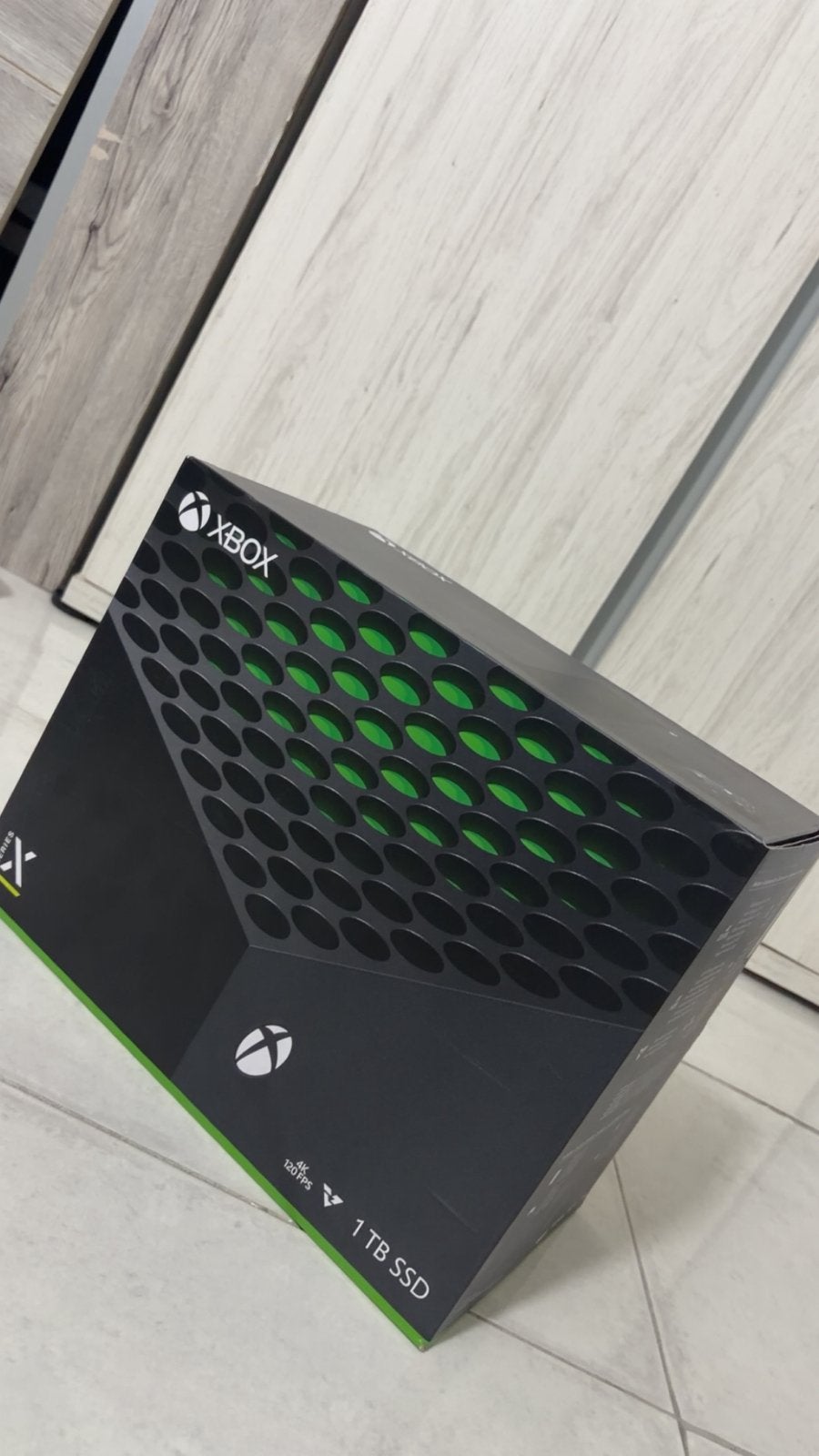 Xbox 1 TB scellé jamais ouvet, Consoles de jeu & Jeux vidéo, Consoles de jeu | Xbox Series X & S, Neuf, Xbox Series X, Enlèvement