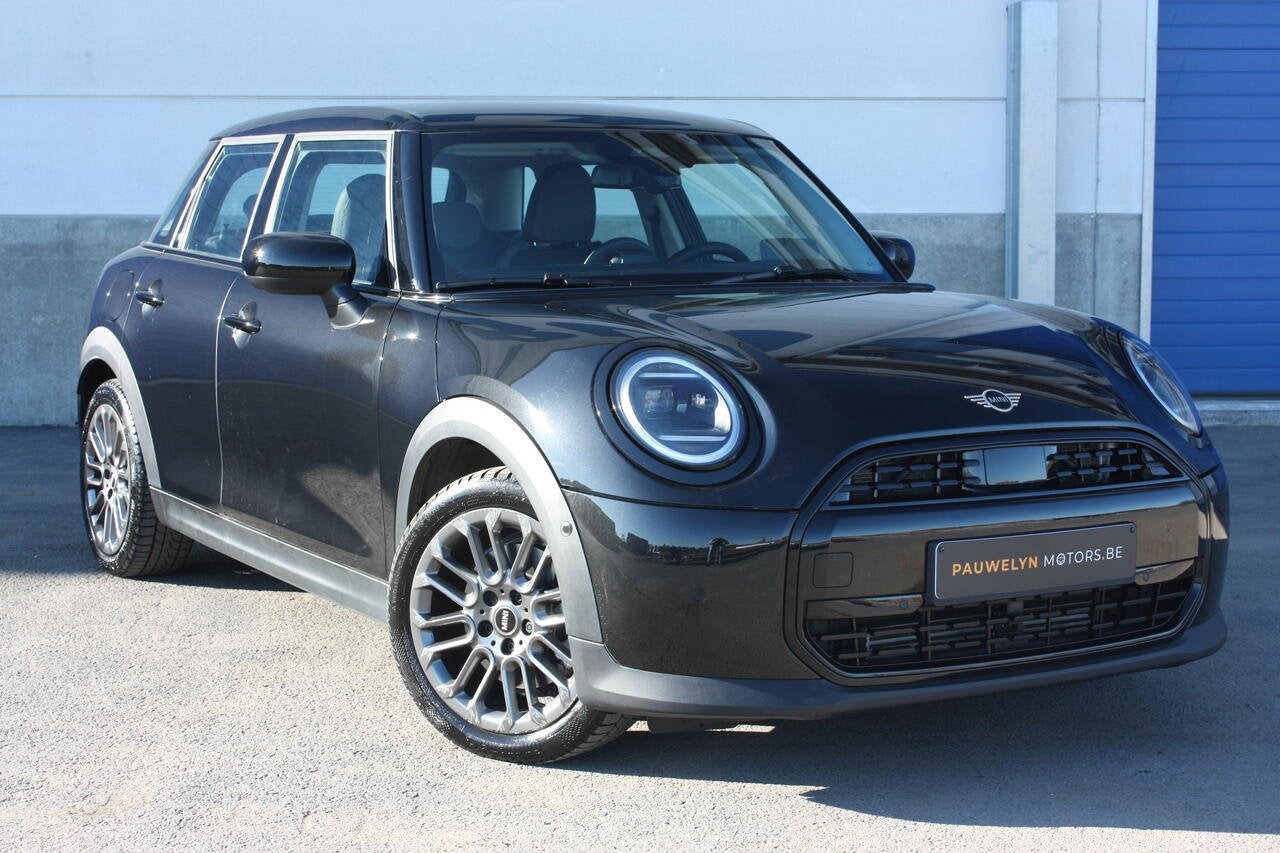 MINI Cooper C AUTOMAAT // APPLE CAR PLAY // HUD, https://public.car-pass.be/vhr/8363d7cc-ff06-4c4b-af0b-9f146fd6e71c, 0 kg, Zwart