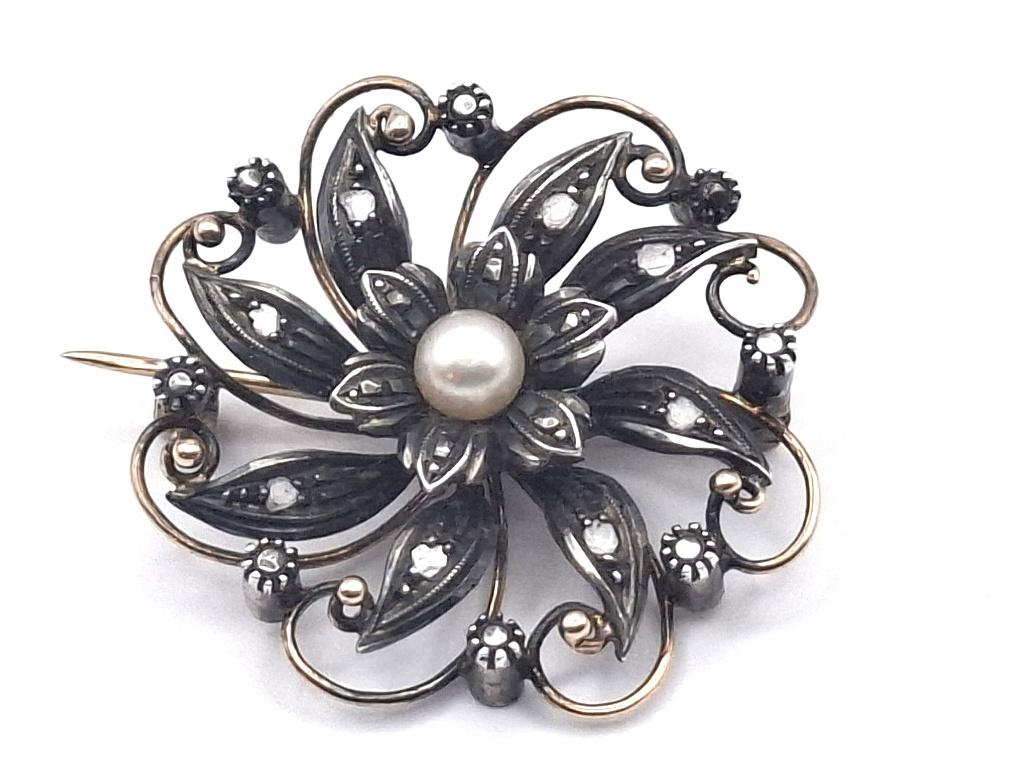 Broche en or 14 ct avec cœur perlé et diamants tout autour, Enlèvement, Or, Broche, Avec pierre précieuse