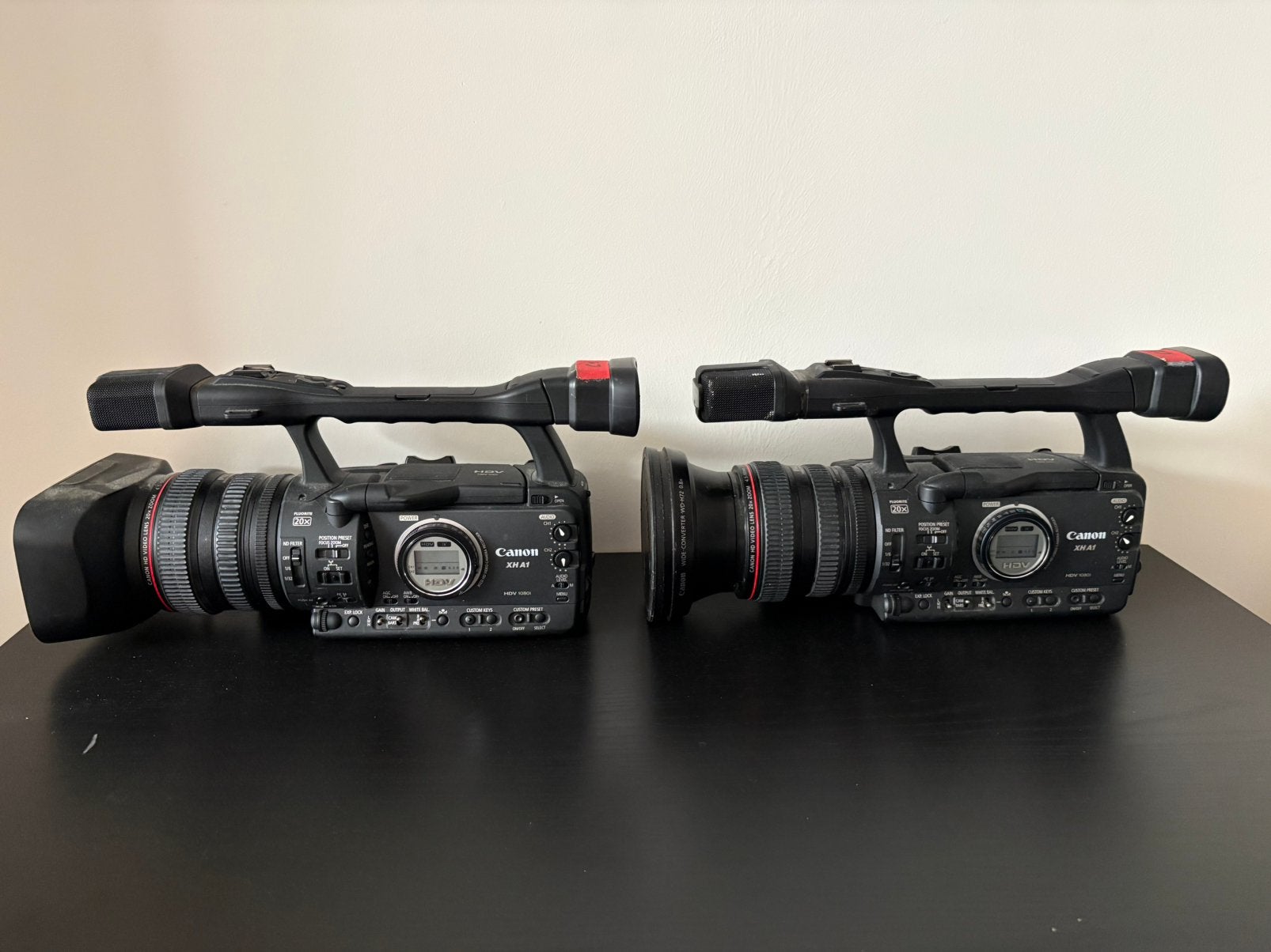 2 canon xh A1 E, TV, Hi-fi & Vidéo, Caméscopes analogiques, Enlèvement