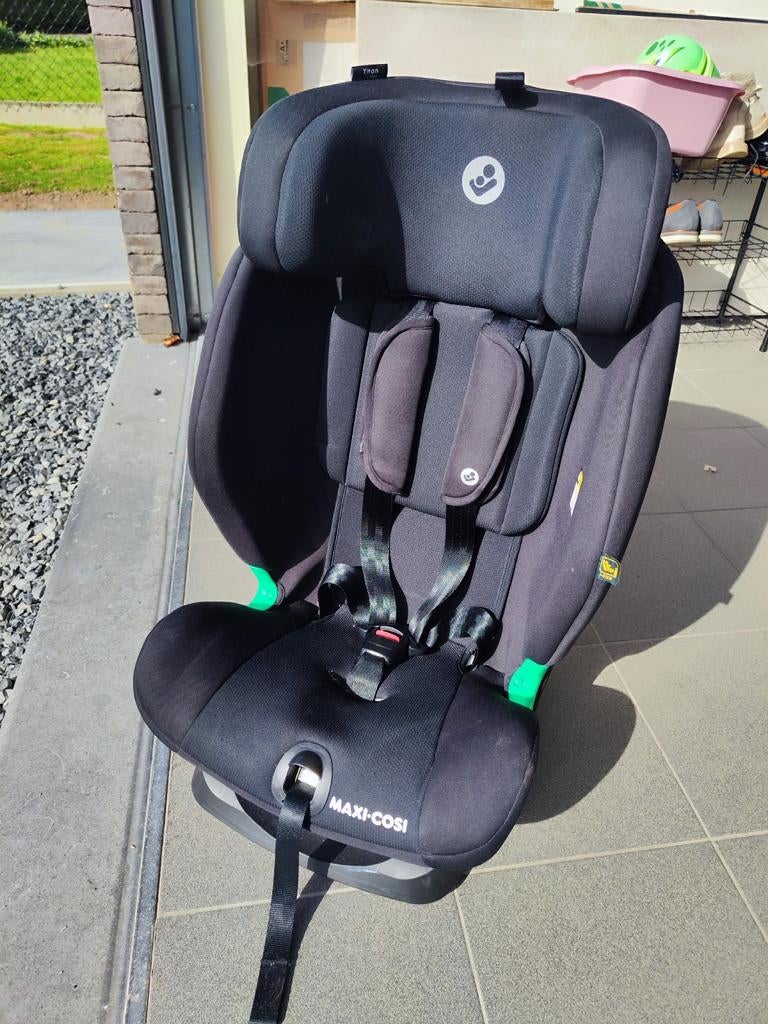 Maxi cosi titan isize, Enlèvement