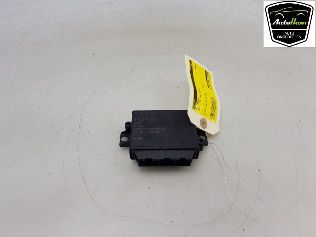ORDINATEUR AIDE AU STATIONNEMENT Volvo V70 (BW), Dhr. J. Ham, Administratie@autoham.nl, Nijkerkerstraat 27a 27a
3821 CD  AMERSFOORT, NL