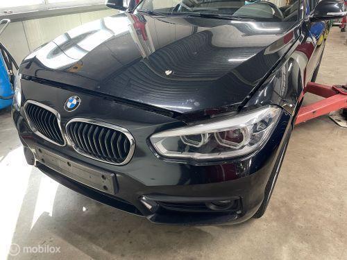 Zijskirt links  BMW 1-serie F20LCI 118i ('15->) 51777293553, Gebruikt, Ophalen of Verzenden, BMW, BMW