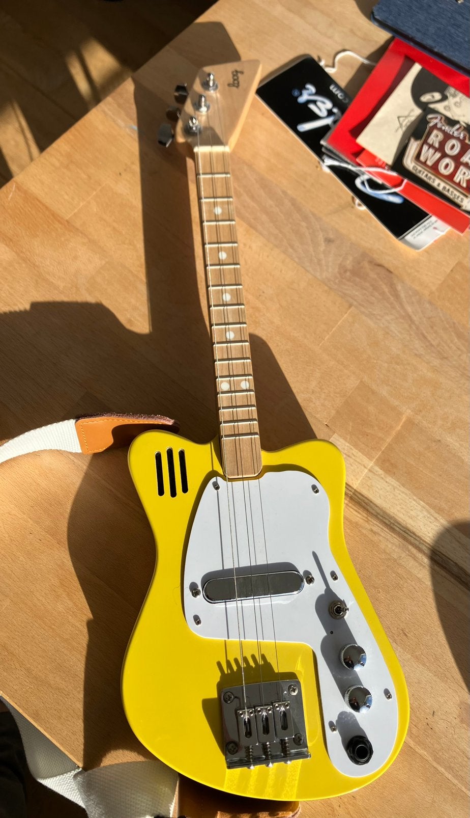 Logo Mini elektrische gitaar voor kinderen, Muziek en Instrumenten, Ophalen, Gebruikt, Solid body, Overige merken