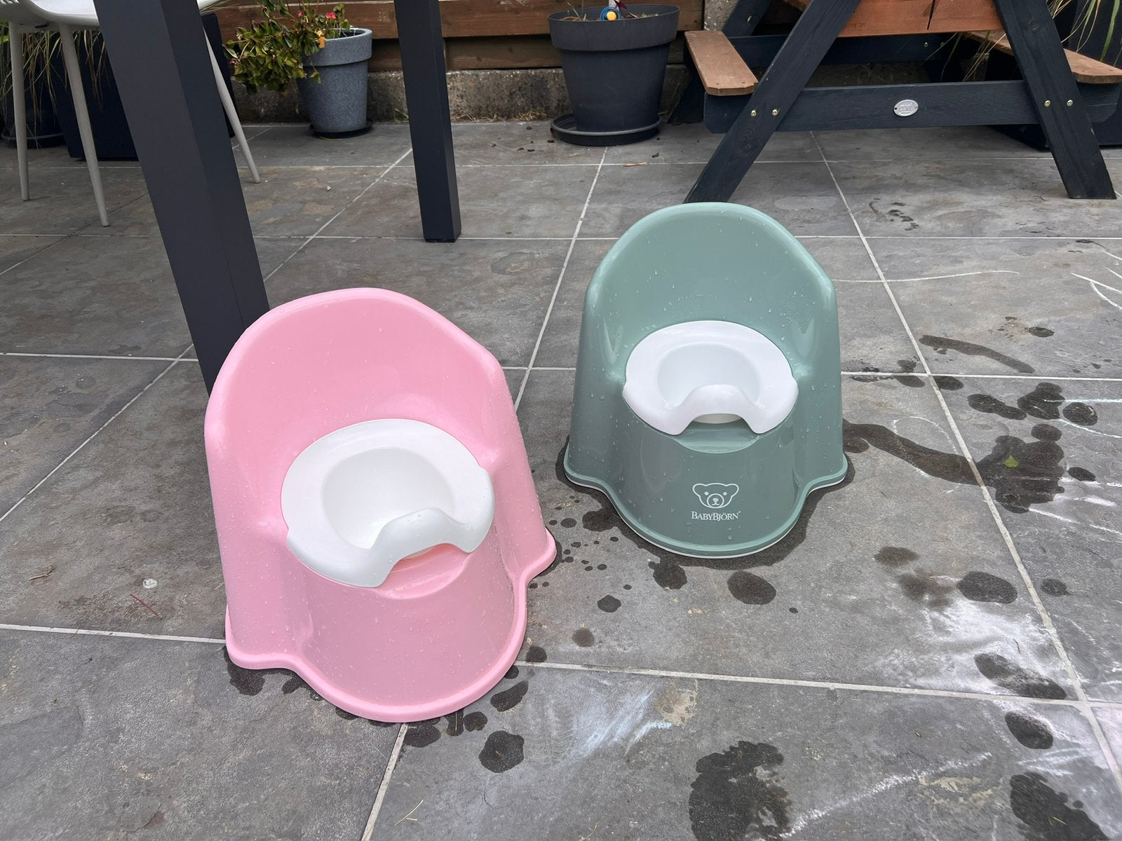 2 kinder potjes, Enlèvement, Utilisé