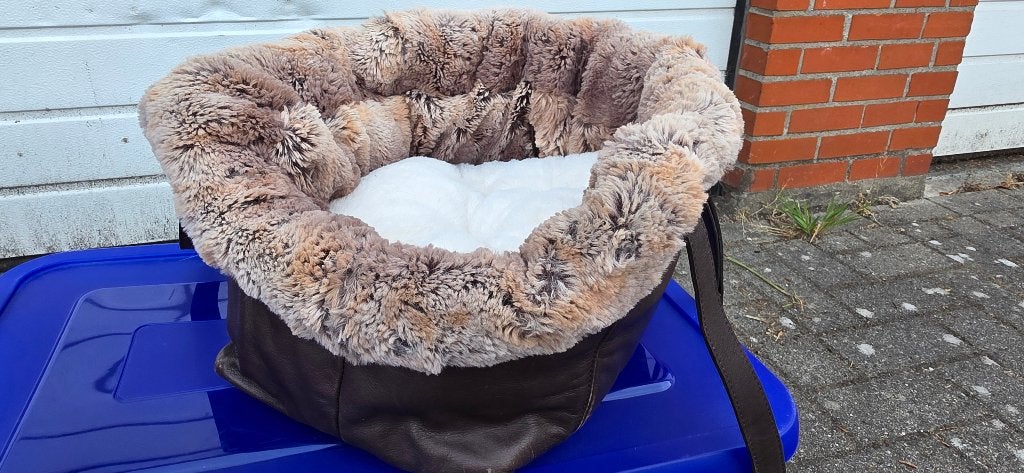 Lederen honden draagmand met bont, Dieren en Toebehoren, Ophalen, Gebruikt, Leer
