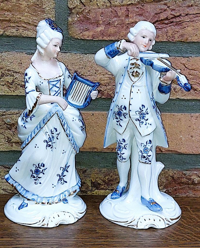 Porseleinen beeldjes - Vrouw met Harp & Man met viool, Ophalen