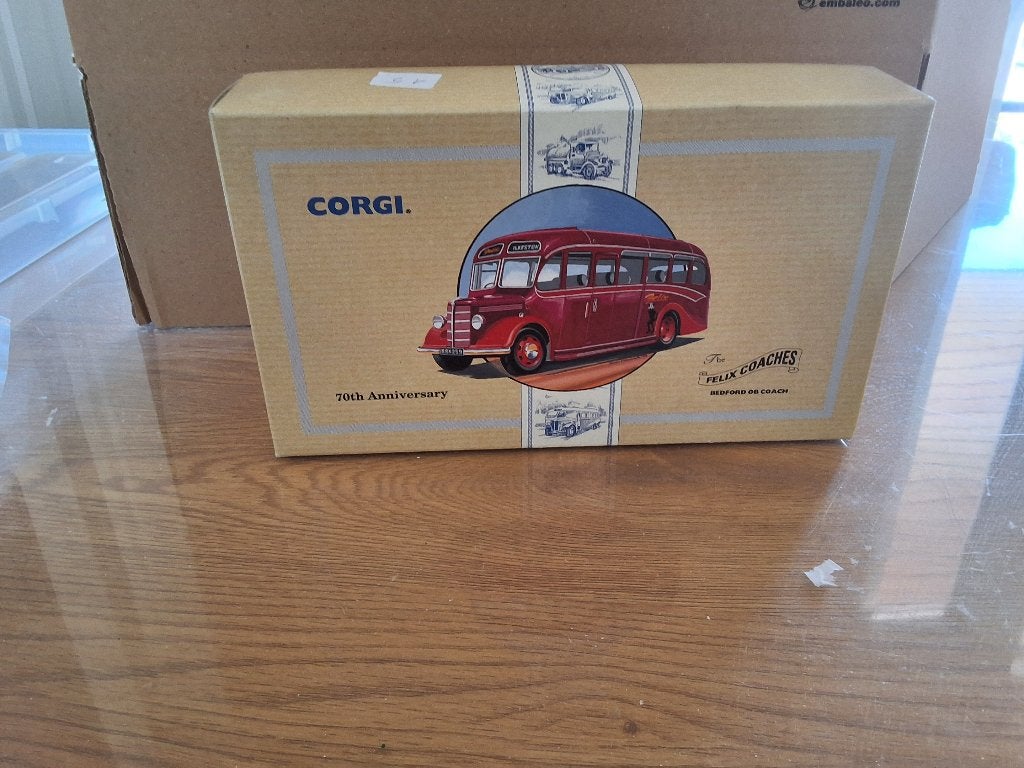 15) bus corgi, Hobby & Loisirs créatifs, Voitures miniatures | 1:43, Neuf, Bus ou Camion, Corgi, Enlèvement ou Envoi